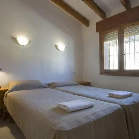 Villa Sleeps 4 Pool Casas de Torrat